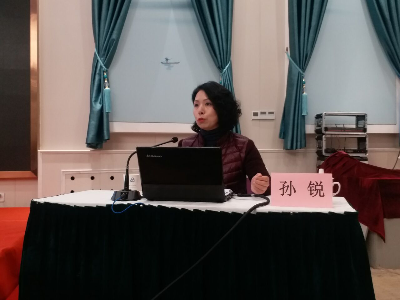 圣洁防水聚乙烯丙纶专题讲座太原开讲！